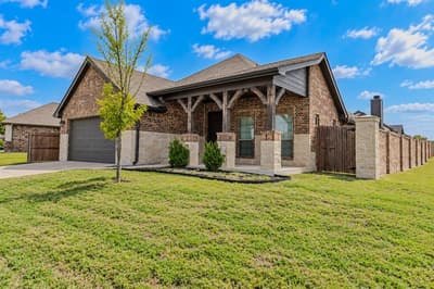 2577 Hadley Street, Weatherford TX 76087 - Photo 2