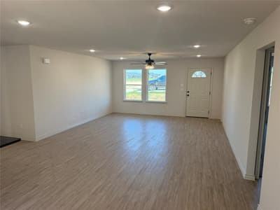 1005 Virgil Court, Springtown TX 76082 - Photo 4