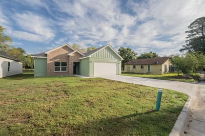 923 Putman Street, Sulphur Springs TX 75482 - Photo 2