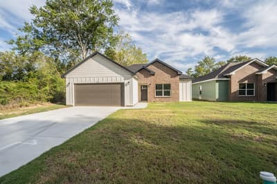 921 Putman, Sulphur Springs TX 75482