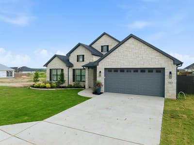 1321 Tahonta Drive, Hewitt TX 76643 - Photo 2