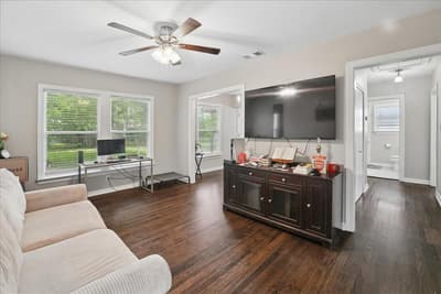 4006 Curzon Avenue, Fort Worth TX 76107 - Photo 4