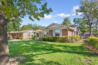 1319 Royal Oaks Drive, Waco TX 76710 - Photo 3