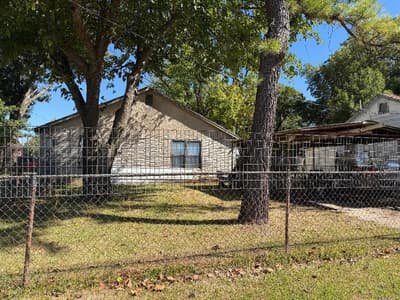 114 Wainwright Street, Whitesboro TX 76273 - Photo 2