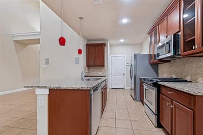 1606 Brook Grove Drive, Euless TX 76039 - Photo 4