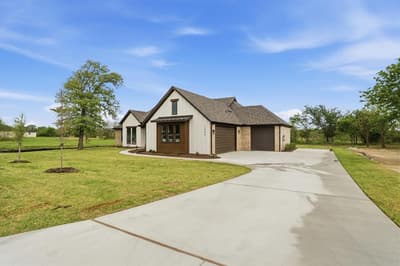 1050 Silver Sage Trail, Weatherford TX 76085 - Photo 3
