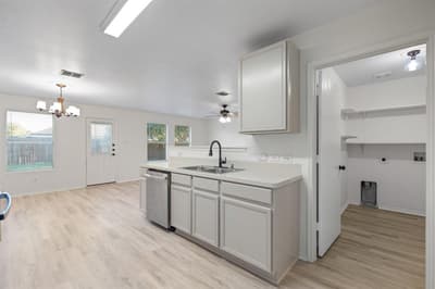 1128 Boxwood Drive, Crowley TX 76036