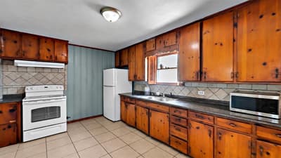 864 Lost Gold Road, Waco TX 76708 - Photo 5
