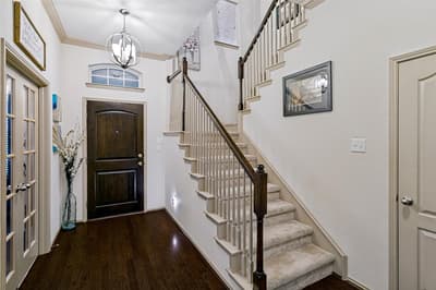 218 Buckingham Avenue, Euless TX 76040 - Photo 3
