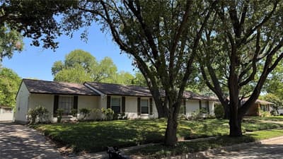 3543 Warick Drive, Dallas TX 75229 - Photo 3