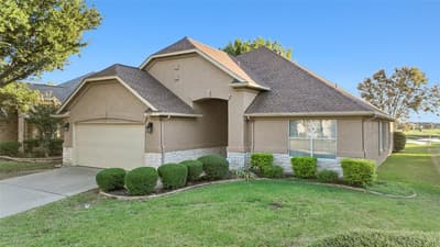 9705 Pinewood Drive, Denton TX 76207 - Photo 2