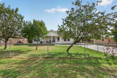 324 Pearson Lane, Azle TX 76020