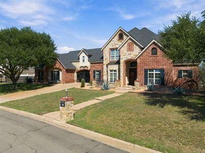 1021 Cascade Trail, McGregor TX 76657 - Photo 3