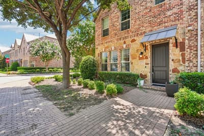 7937 Parkwood Boulevard, Plano TX 75024 - Photo 3