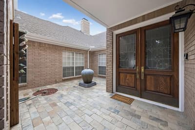 6422 Covecreek Place, Dallas TX 75240 - Photo 4
