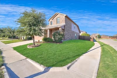 8437 Artesian Springs Drive, Fort Worth TX 76131 - Photo 4