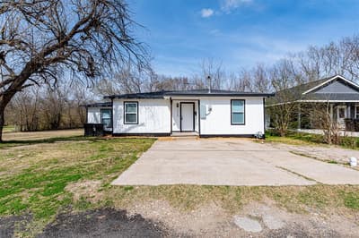 1112 Marshall Street, Greenville TX 75401