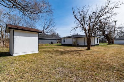 1112 Marshall Street, Greenville TX 75401 - Photo 5
