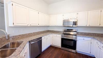 7109 Cottonwood Circle, Sachse TX 75048 - Photo 2