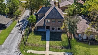 301 Mineral Wells, Terrell TX 75160 - Photo 2