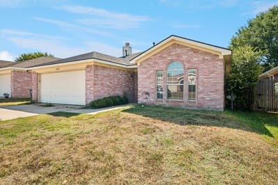 10229 Cypress Hills Drive, Fort Worth TX 76108