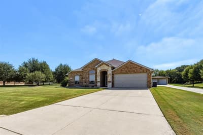 156 Creekwood Ranch Road, Azle TX 76020 - Photo 4