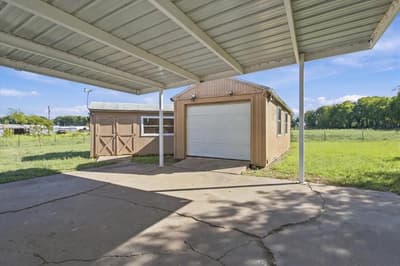 421 S Oak Street, Ector TX 75439 - Photo 5