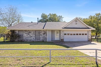 409 Walker Street, Glen Rose TX 76043 - Photo 3
