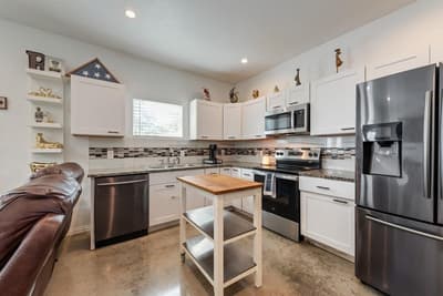 3634 Bickers Street, Dallas TX 75212 - Photo 4