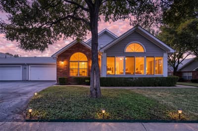 924 Bridges Drive, Arlington TX 76012