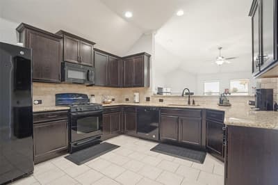 14317 Mariposa Lily Lane, Fort Worth TX 76052 - Photo 4