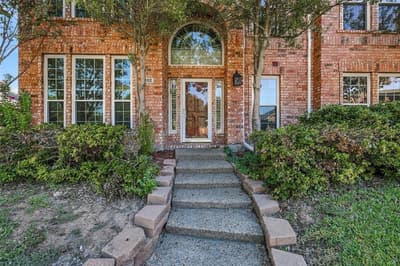 202 Devonshire Court, McKinney TX 75071 - Photo 3