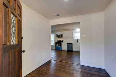 308 W Avenue F, Garland TX 75040 - Photo 4