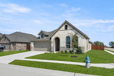 1102 Worthington Drive, Justin TX 76247 - Photo 2