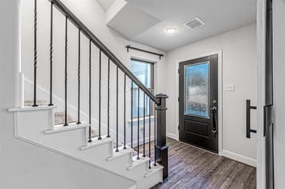 805 Tennessee Drive, Euless TX 76040 - Photo 3
