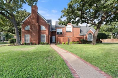 5104 Forestlake Court, Arlington TX 76017 - Photo 3