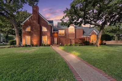 5104 Forestlake Court, Arlington TX 76017