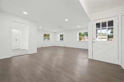 10435 Cromwell Drive, Dallas TX 75229 - Photo 4