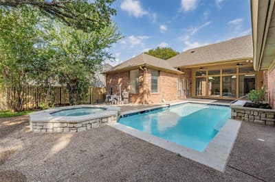 6010 Millwood Drive, Arlington TX 76016 - Photo 2