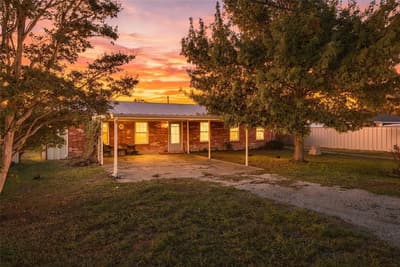 560 Green Acres Road, Weatherford TX 76088