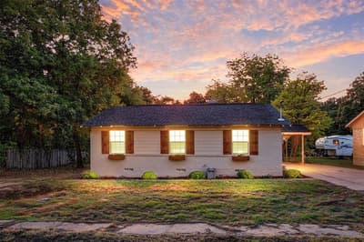 118 Red Bud Road, Gun Barrel City TX 75156