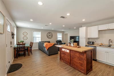 118 Red Bud Road, Gun Barrel City TX 75156 - Photo 4