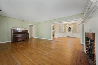 707 N Oak Cliff Boulevard, Dallas TX 75208 - Photo 5