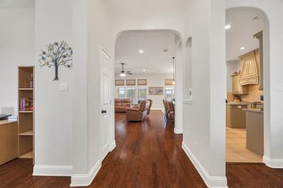640 Cross Creek Drive, Waxahachie TX 75167 - Photo 2
