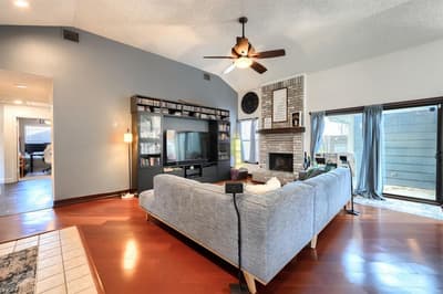 322 Allegheny Trail Lane, Garland TX 75043 - Photo 4