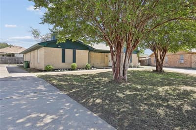 7726 Jennifer Lane, North Richland Hills TX 76182 - Photo 3