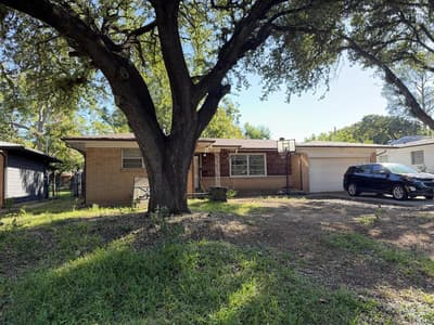 1202 W Tucker Boulevard, Arlington TX 76013 - Photo 2