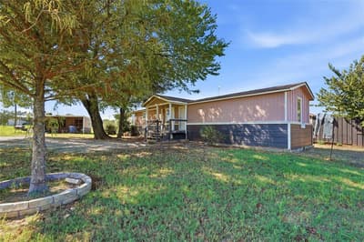 103 Woodland Court, Springtown TX 76082
