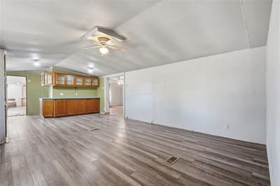 103 Woodland Court, Springtown TX 76082 - Photo 4