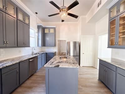 1012 W 3rd Avenue, Corsicana TX 75110 - Photo 3